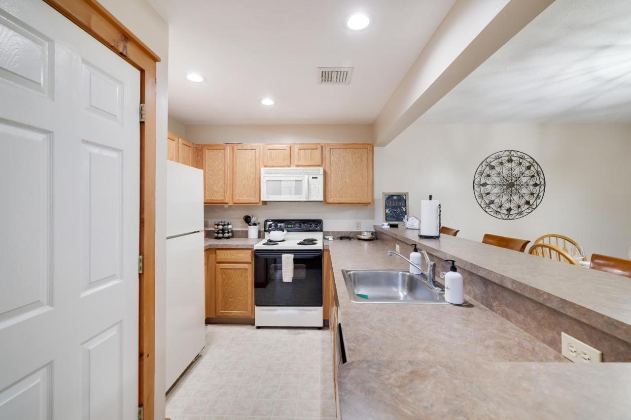 Pocono Mountain Home , Hot Tub- 1 Mile To Skiing! Tannersville Bagian luar foto