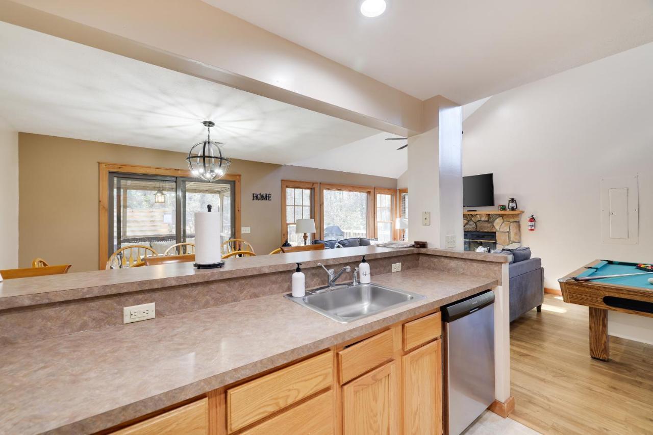 Pocono Mountain Home , Hot Tub- 1 Mile To Skiing! Tannersville Bagian luar foto