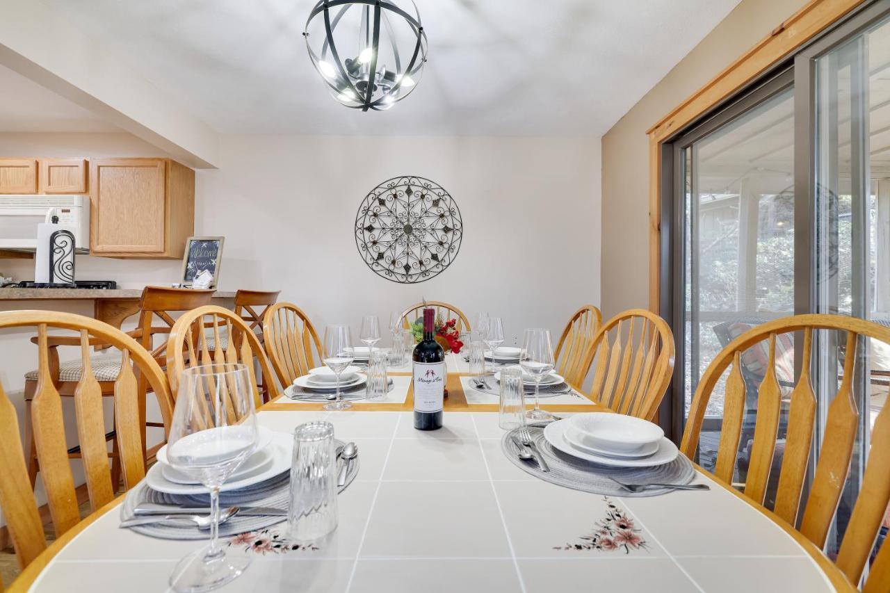 Pocono Mountain Home , Hot Tub- 1 Mile To Skiing! Tannersville Bagian luar foto