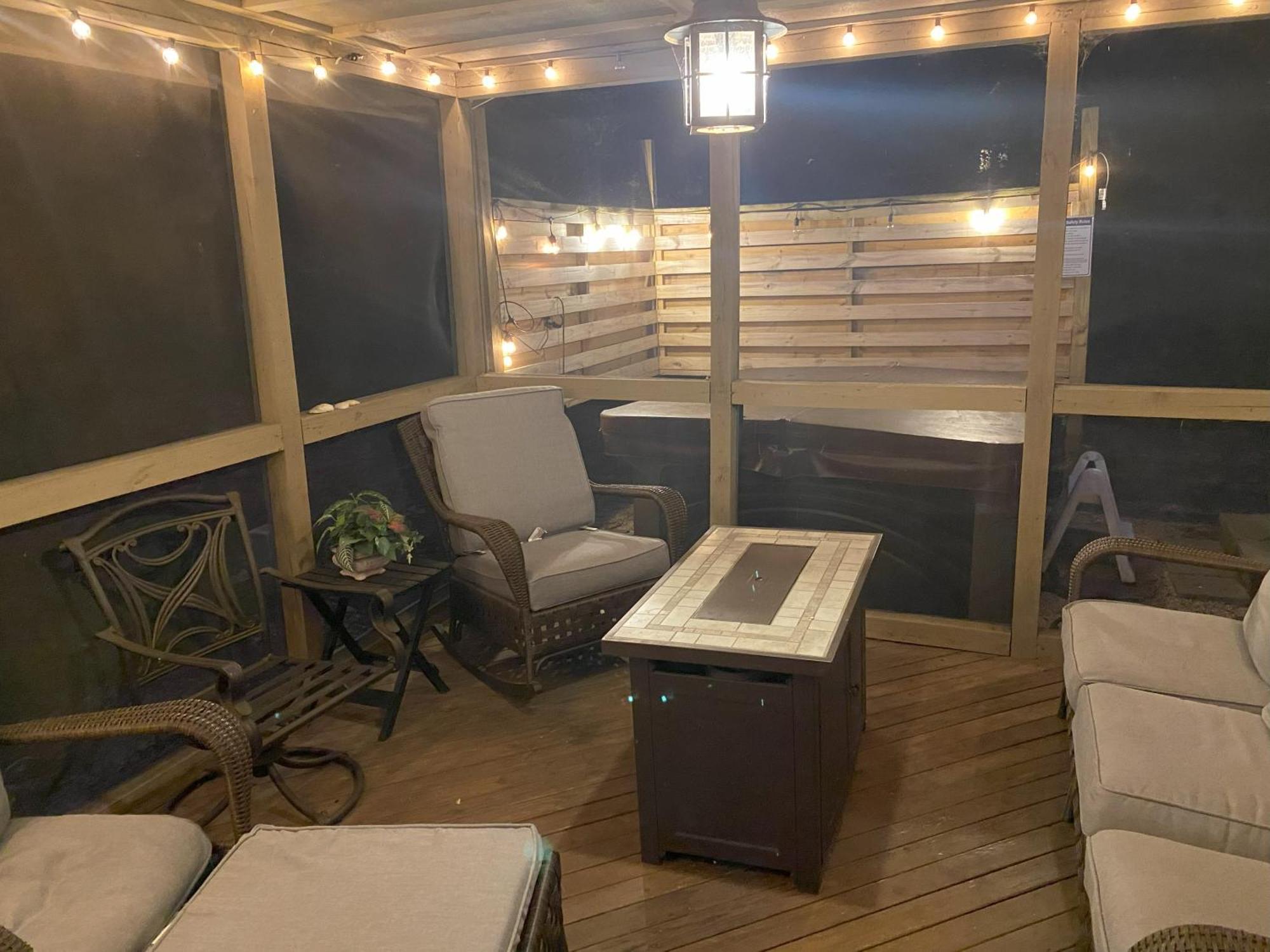 Pocono Mountain Home , Hot Tub- 1 Mile To Skiing! Tannersville Bagian luar foto