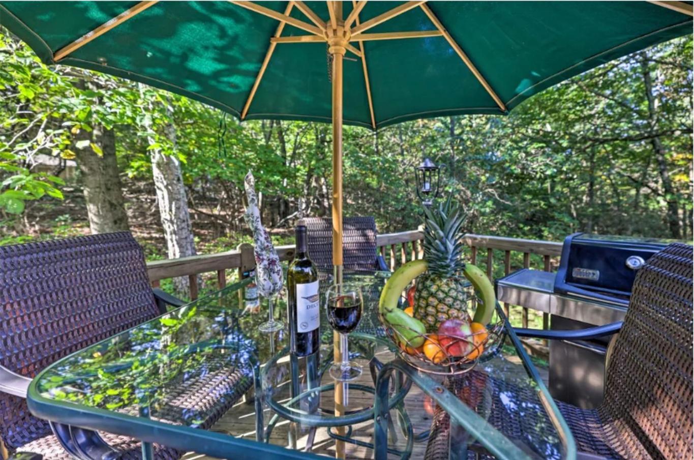 Pocono Mountain Home , Hot Tub- 1 Mile To Skiing! Tannersville Bagian luar foto